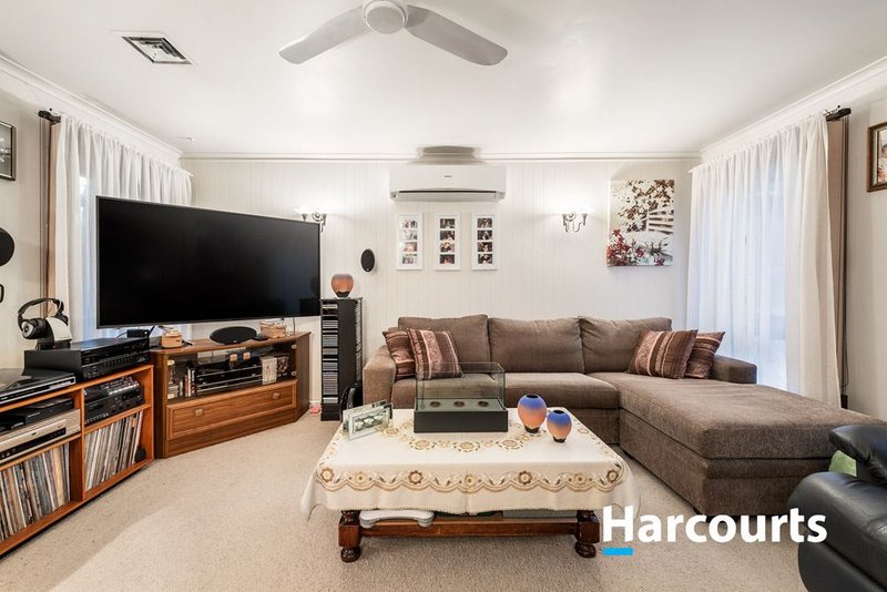 Photo - 5 Dobell Court, Scoresby VIC 3179 - Image 3