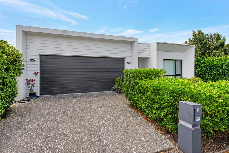 5 Doherty Drive, Pimpama QLD 4209