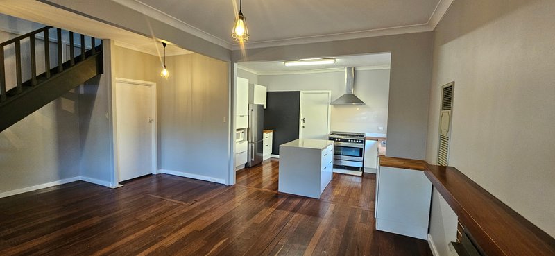 Photo - 5 Doherty Street, Embleton WA 6062 - Image 2