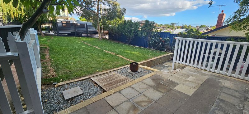 Photo - 5 Doherty Street, Embleton WA 6062 - Image 15