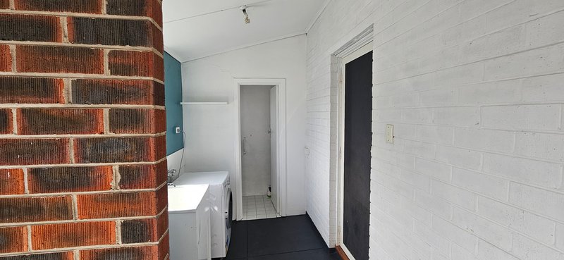 Photo - 5 Doherty Street, Embleton WA 6062 - Image 24