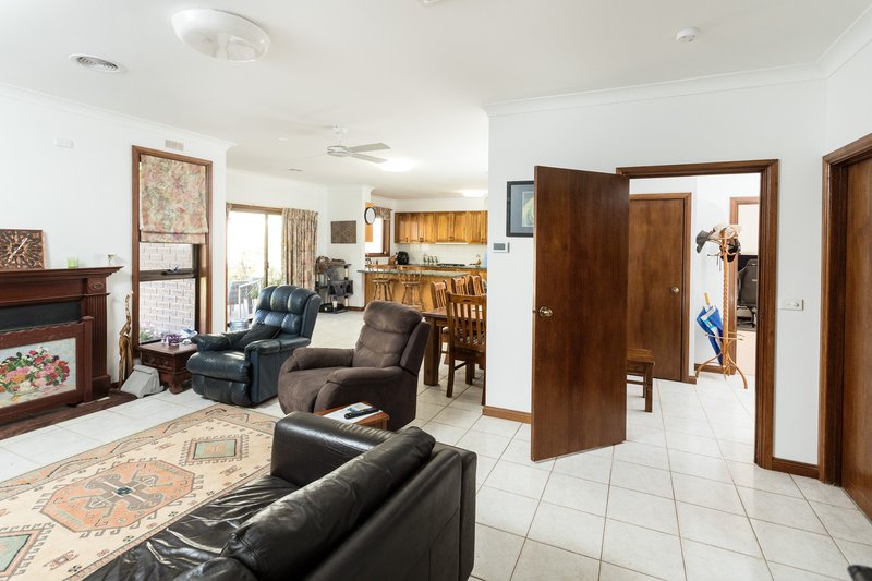 Photo - 5 Doller Court, Tatura VIC 3616 - Image 13