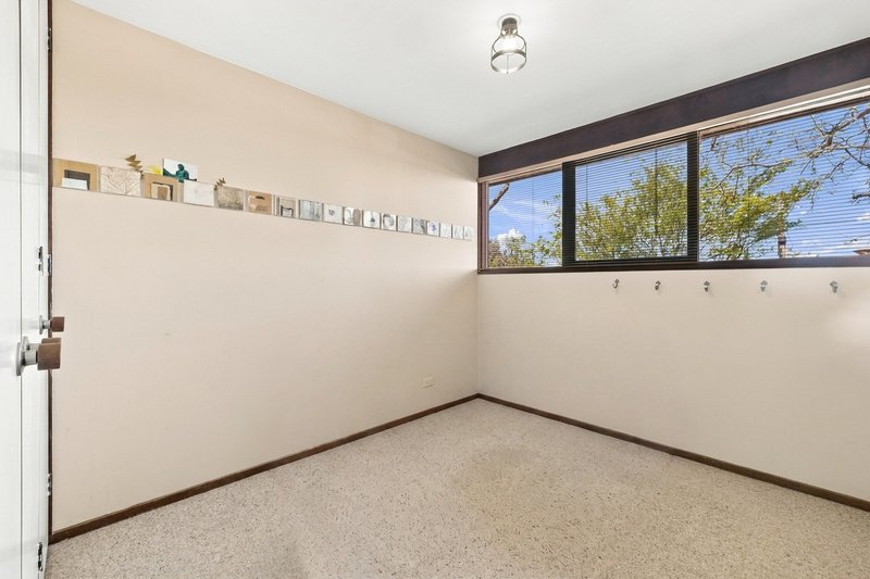 Photo - 5 Don Place, Spence ACT 2615 - Image 15