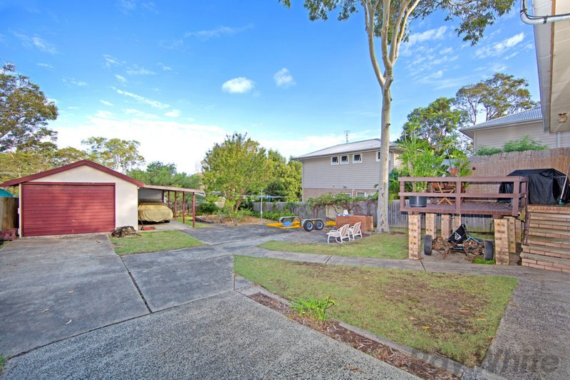 Photo - 5 Donald Avenue, Kanwal NSW 2259 - Image 2