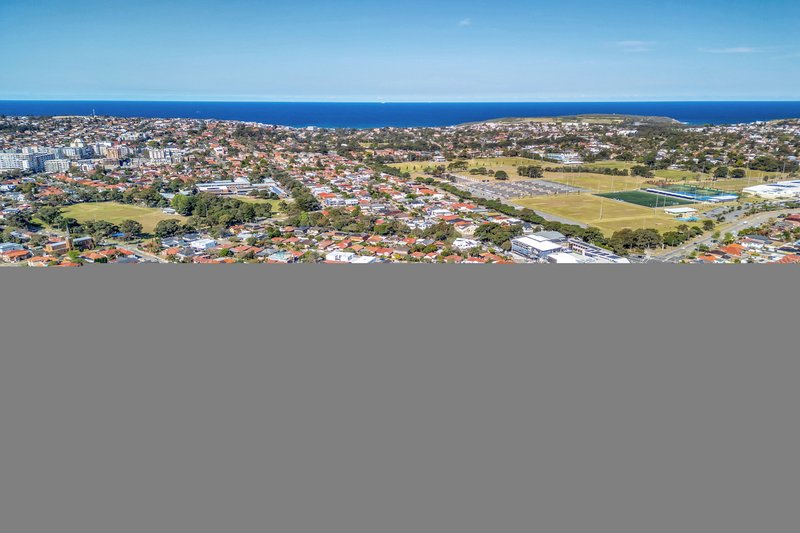 Photo - 5 Donovan Avenue, Maroubra NSW 2035 - Image 11