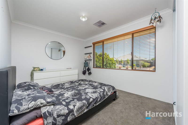 Photo - 5 Doochary Street, Bullsbrook WA 6084 - Image 12