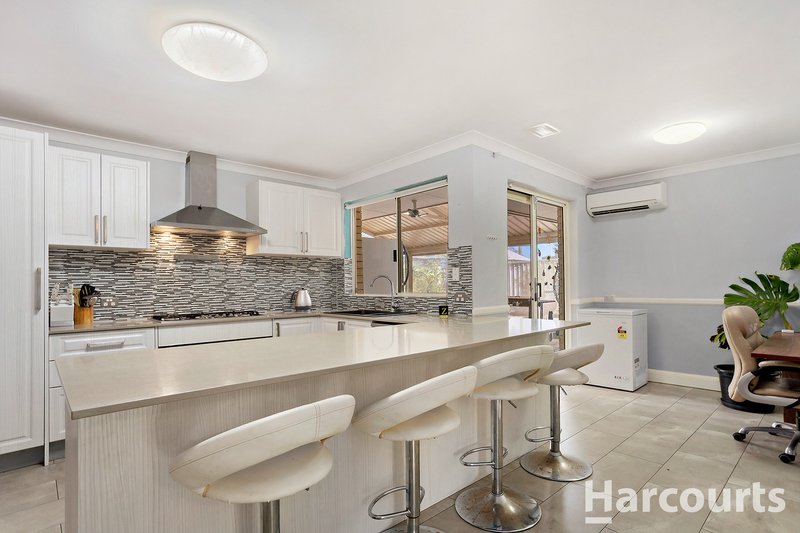 Photo - 5 Doongin Place, Greenfields WA 6210 - Image 2