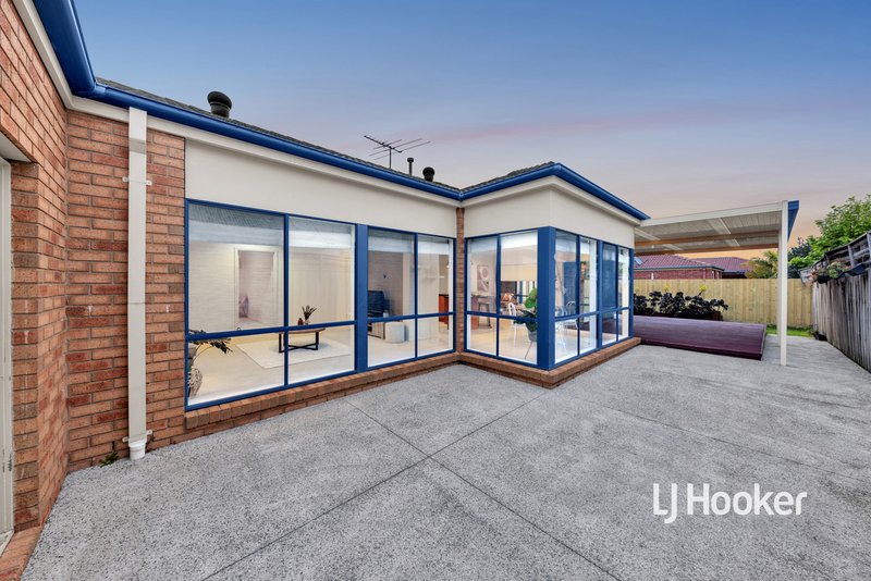 Photo - 5 Dorrington Street, Point Cook VIC 3030 - Image 17