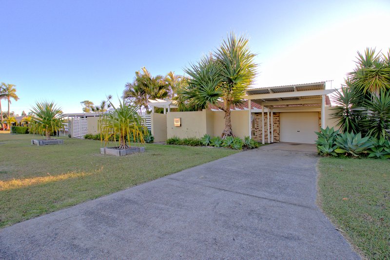 5 Dougan Street, Point Vernon QLD 4655