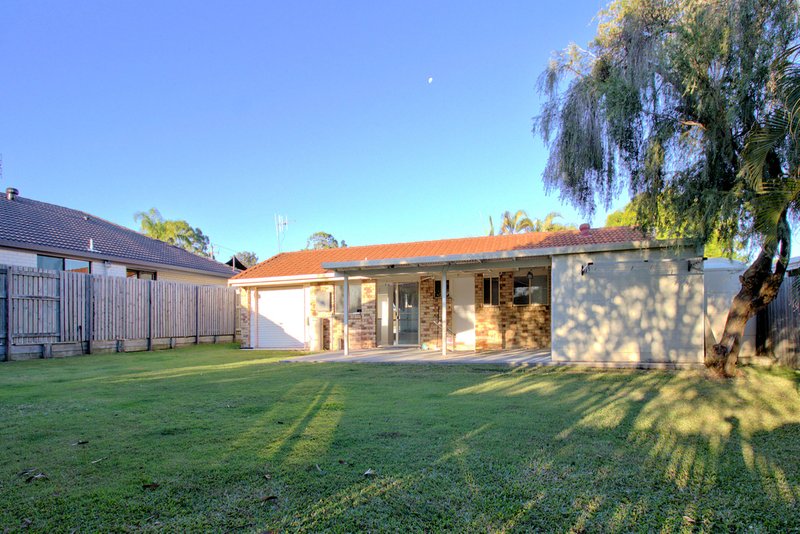 Photo - 5 Dougan Street, Point Vernon QLD 4655 - Image 9