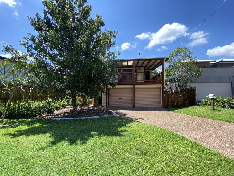 Photo - 5 Douglas Street, Sherwood QLD 4075 - Image 2