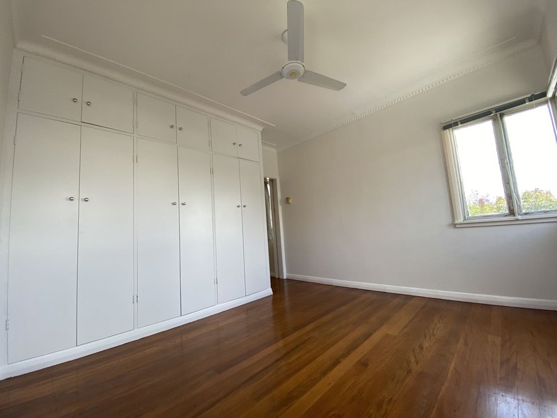 Photo - 5 Douglas Street, Sherwood QLD 4075 - Image 20