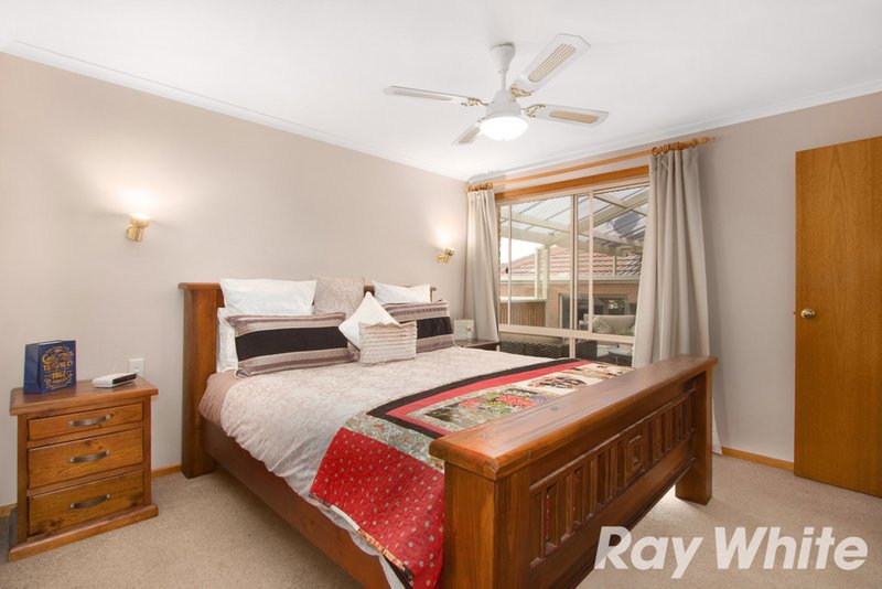 Photo - 5 Dowd Court, Pakenham VIC 3810 - Image 8