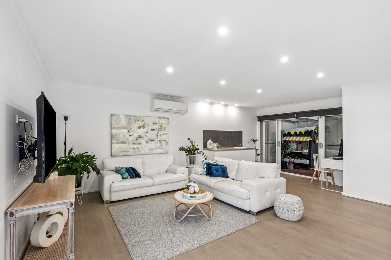 5 Downshire Close, Wantirna South, VIC 3152 - Image 10
