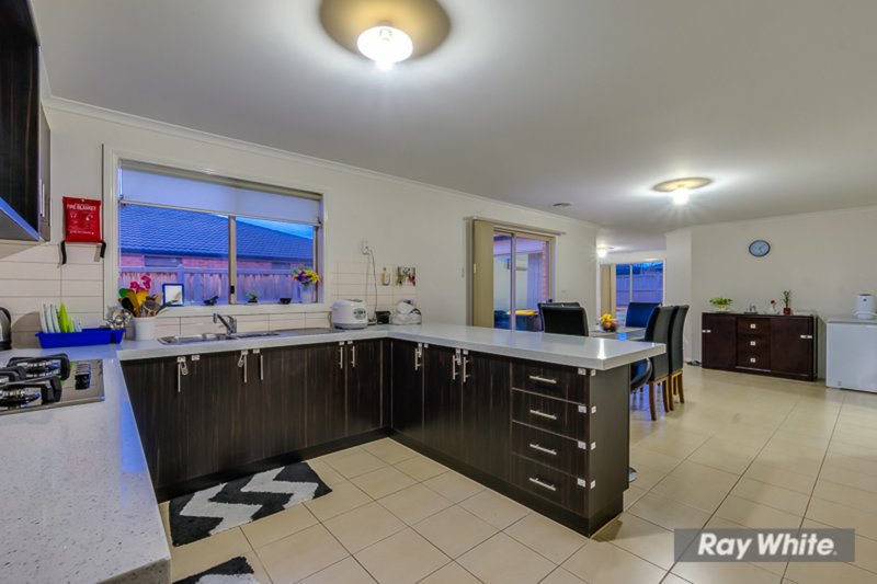 Photo - 5 Dragonfly Court, Tarneit VIC 3029 - Image 8