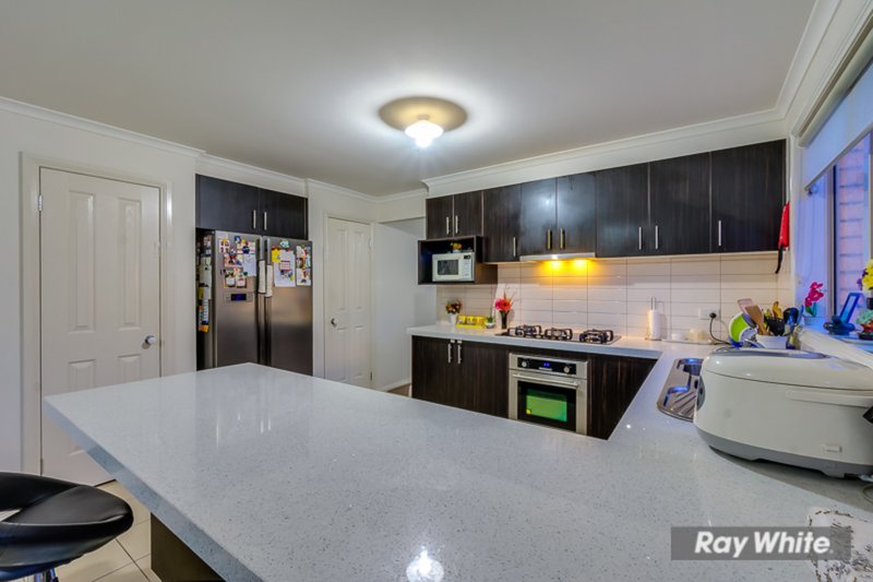 Photo - 5 Dragonfly Court, Tarneit VIC 3029 - Image 10