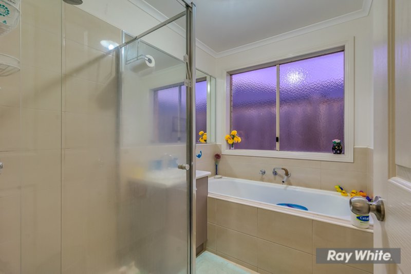 Photo - 5 Dragonfly Court, Tarneit VIC 3029 - Image 16