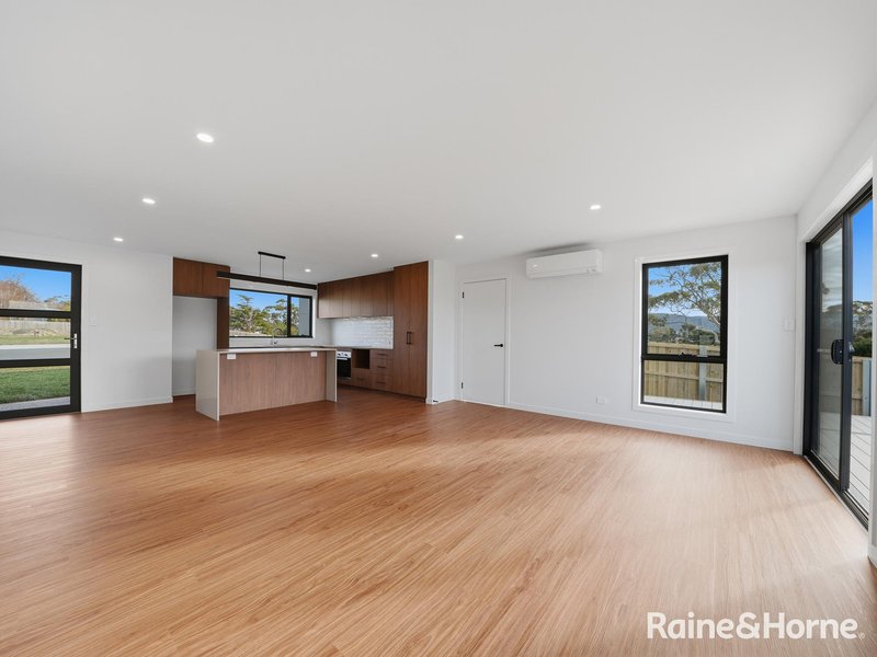 Photo - 5 Drake Court, Triabunna TAS 7190 - Image 5