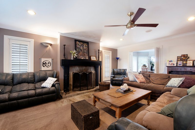 Photo - 5 Drayton Terrace, Mermaid Waters QLD 4218 - Image 13