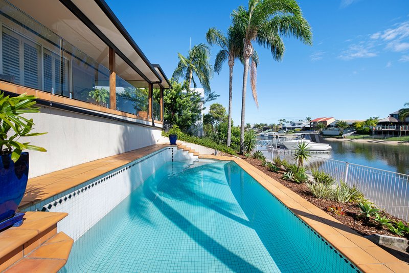 Photo - 5 Drayton Terrace, Mermaid Waters QLD 4218 - Image 14