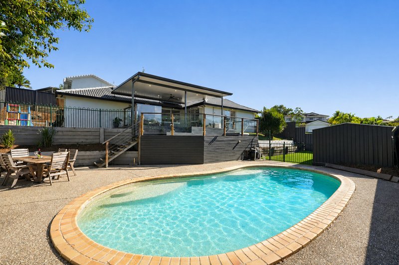 Photo - 5 Drift Away Court, Robina QLD 4226 - Image 4