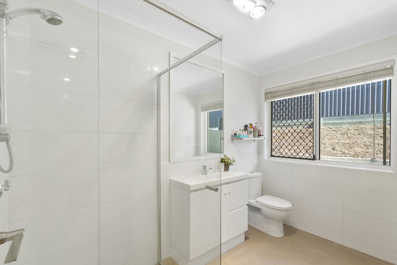 Photo - 5 Drift Away Court, Robina QLD 4226 - Image 12