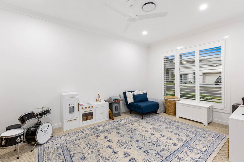 Photo - 5 Drovers Street, Upper Kedron QLD 4055 - Image 18