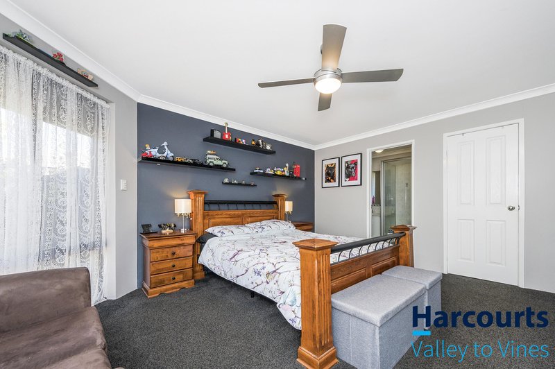 Photo - 5 Ducane Way, Ellenbrook WA 6069 - Image 8