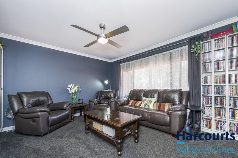Photo - 5 Ducane Way, Ellenbrook WA 6069 - Image 11