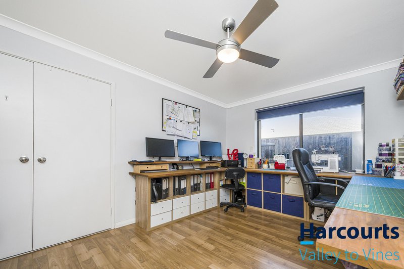 Photo - 5 Ducane Way, Ellenbrook WA 6069 - Image 12