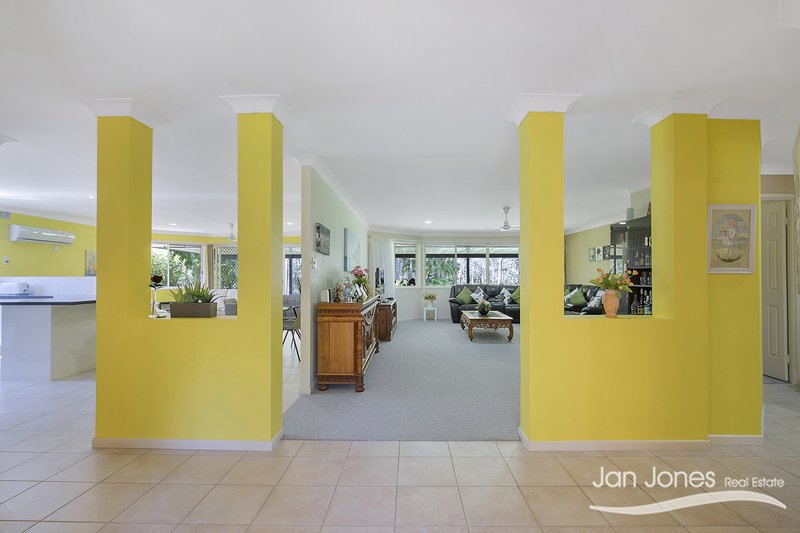 Photo - 5 Duckwood Court, Elimbah QLD 4516 - Image 10