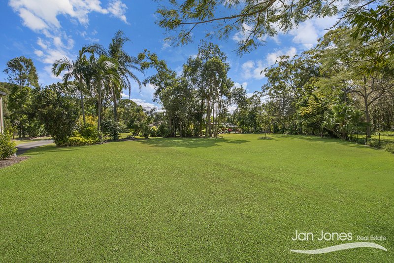 Photo - 5 Duckwood Court, Elimbah QLD 4516 - Image 27