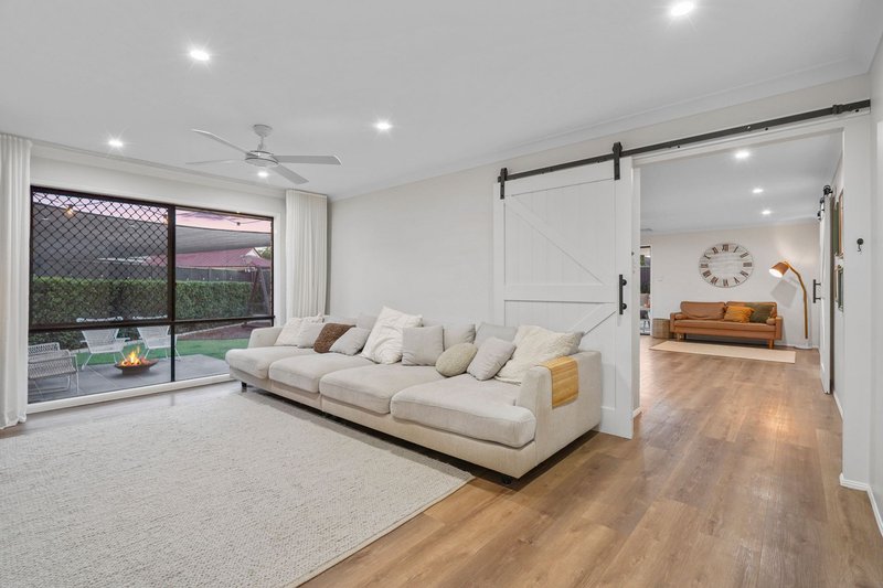 Photo - 5 Dudley Court, Crestmead QLD 4132 - Image 3
