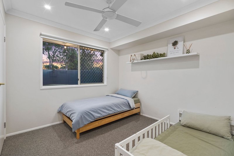 Photo - 5 Dudley Court, Crestmead QLD 4132 - Image 13