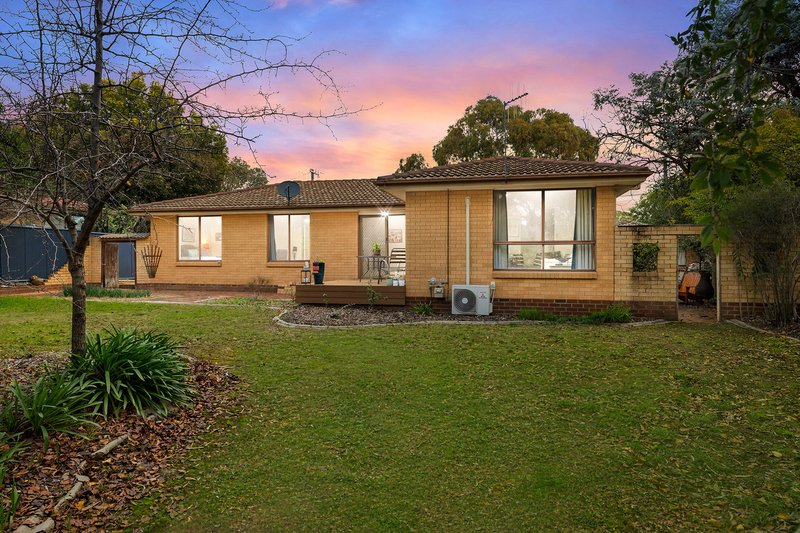 Photo - 5 Duffus Place, Wanniassa ACT 2903 - Image 1