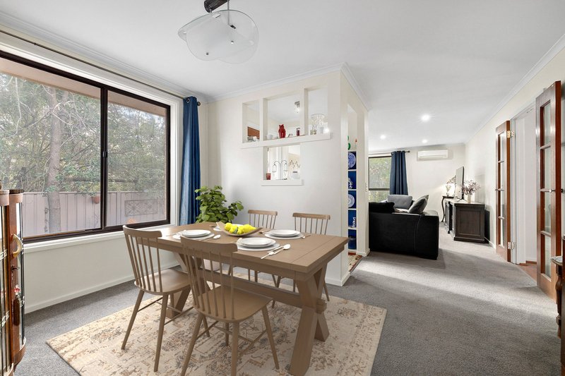 Photo - 5 Duffus Place, Wanniassa ACT 2903 - Image 5