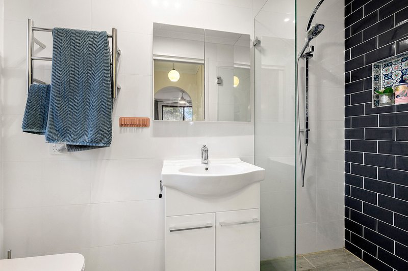 Photo - 5 Duffus Place, Wanniassa ACT 2903 - Image 10
