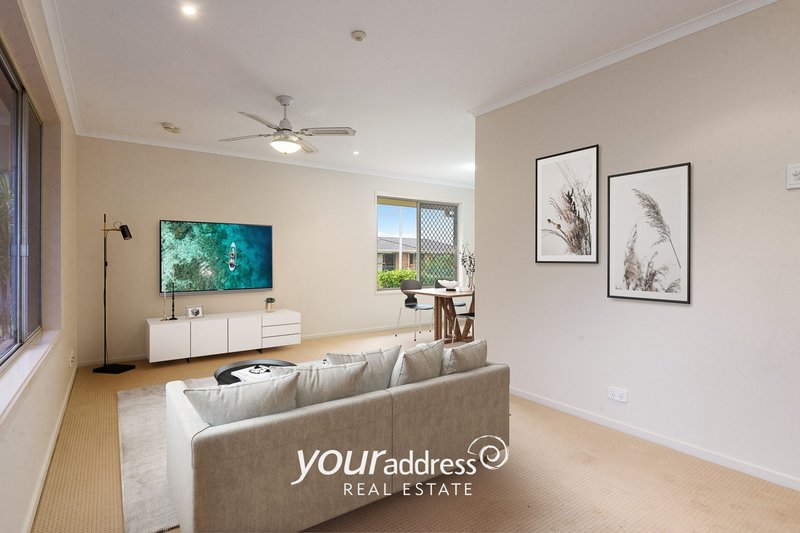 Photo - 5 Dumaresq Street, Sunnybank Hills QLD 4109 - Image 2