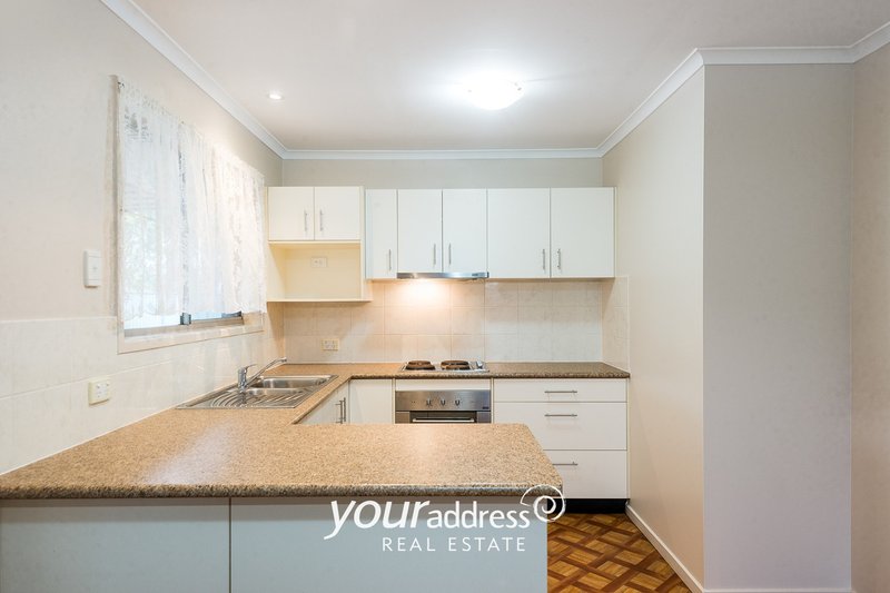 Photo - 5 Dumaresq Street, Sunnybank Hills QLD 4109 - Image 3