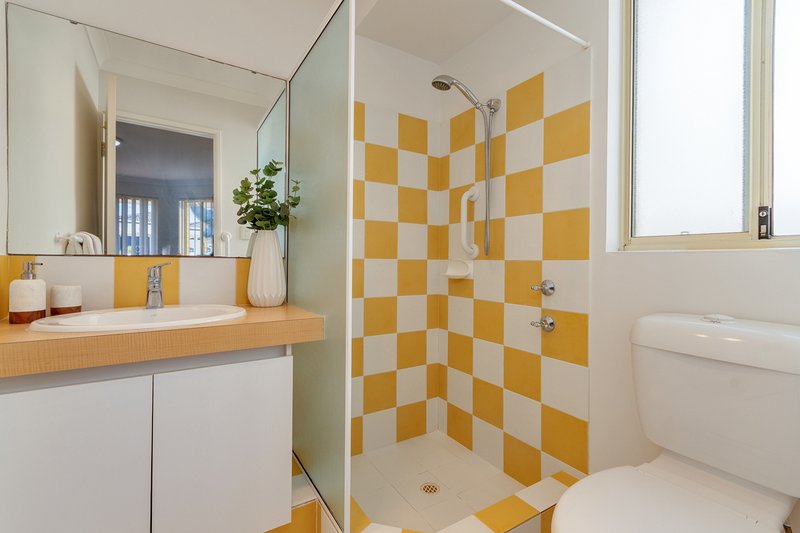 Photo - 5 Dundaff Turn, Kinross WA 6028 - Image 7