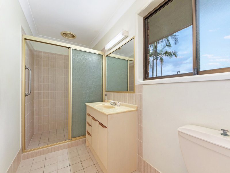 Photo - 5 Dundee Court, Robina QLD 4226 - Image 17