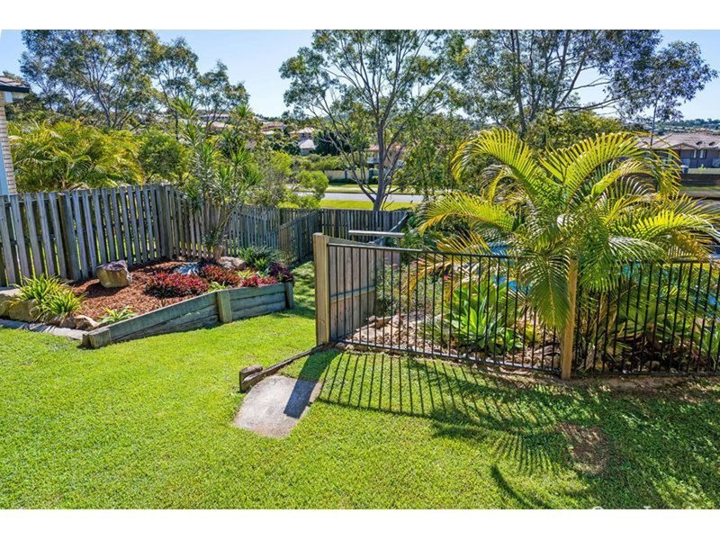 Photo - 5 Duror Street, Pacific Pines QLD 4211 - Image 15