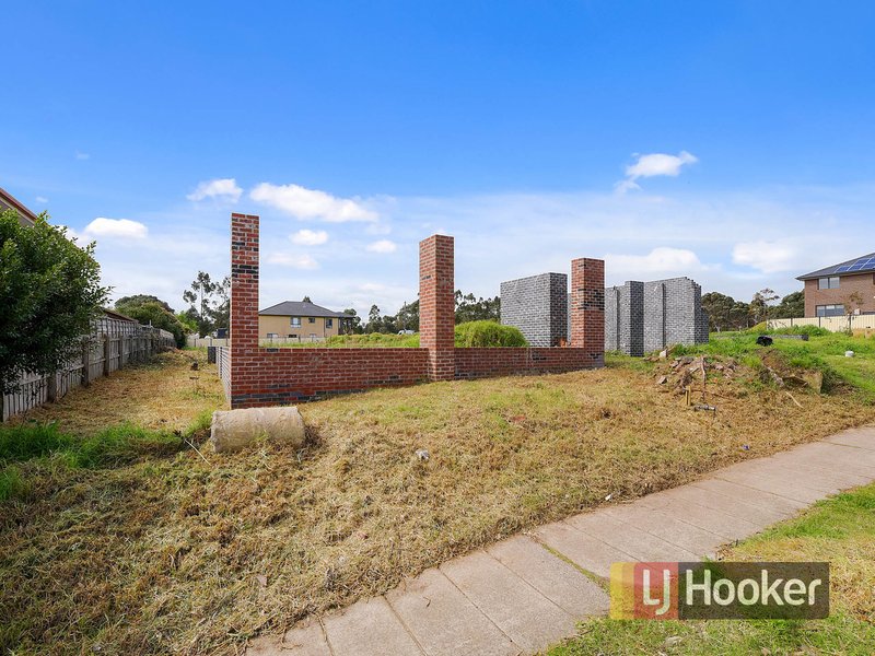 Photo - 5 Dyson Drive, Lynbrook VIC 3975 - Image 4