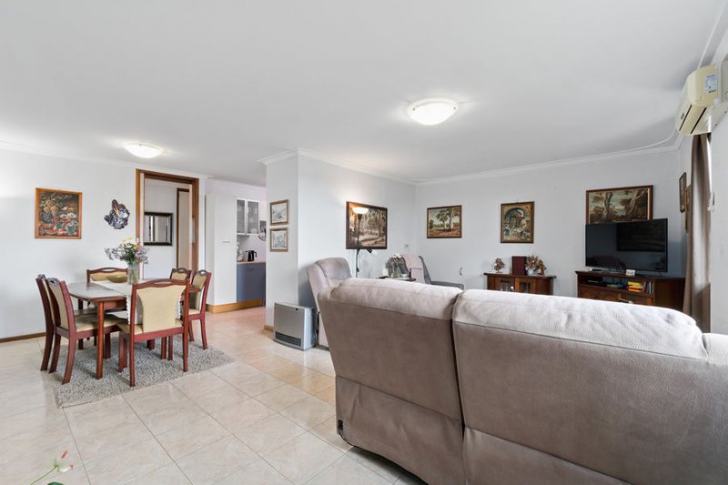 Photo - 5 Eagle Street, Craigie WA 6025 - Image 4