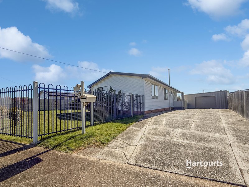 Photo - 5 Eagling Place, Devonport TAS 7310 - Image 2