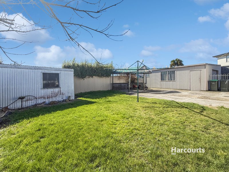 Photo - 5 Eagling Place, Devonport TAS 7310 - Image 10