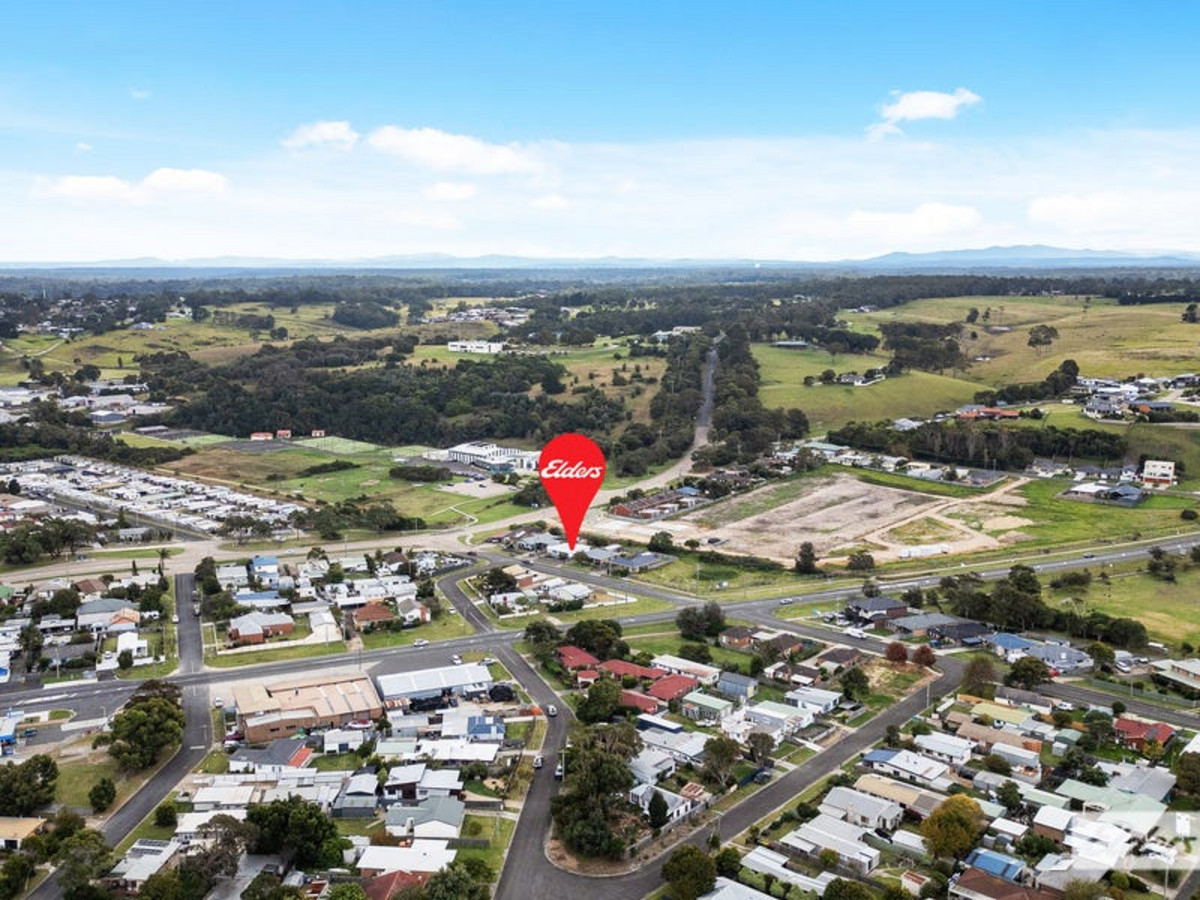 3-bedroom house at 5 Eastern Beach Road, Lakes Entrance, VIC 3909, East Gippsland, Victoria
