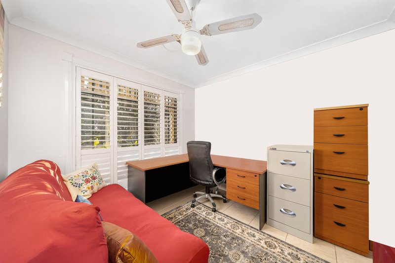 Photo - 5 Edgewater Court, Murrumba Downs QLD 4503 - Image 20