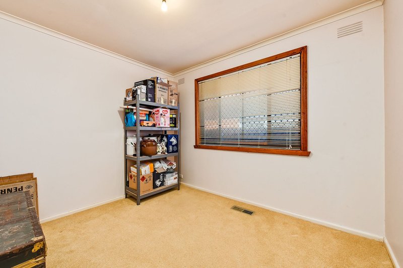 Photo - 5 Edith Street, Noble Park VIC 3174 - Image 12