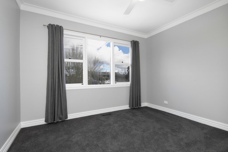 Photo - 5 Edwards Street, Sebastopol VIC 3356 - Image 6